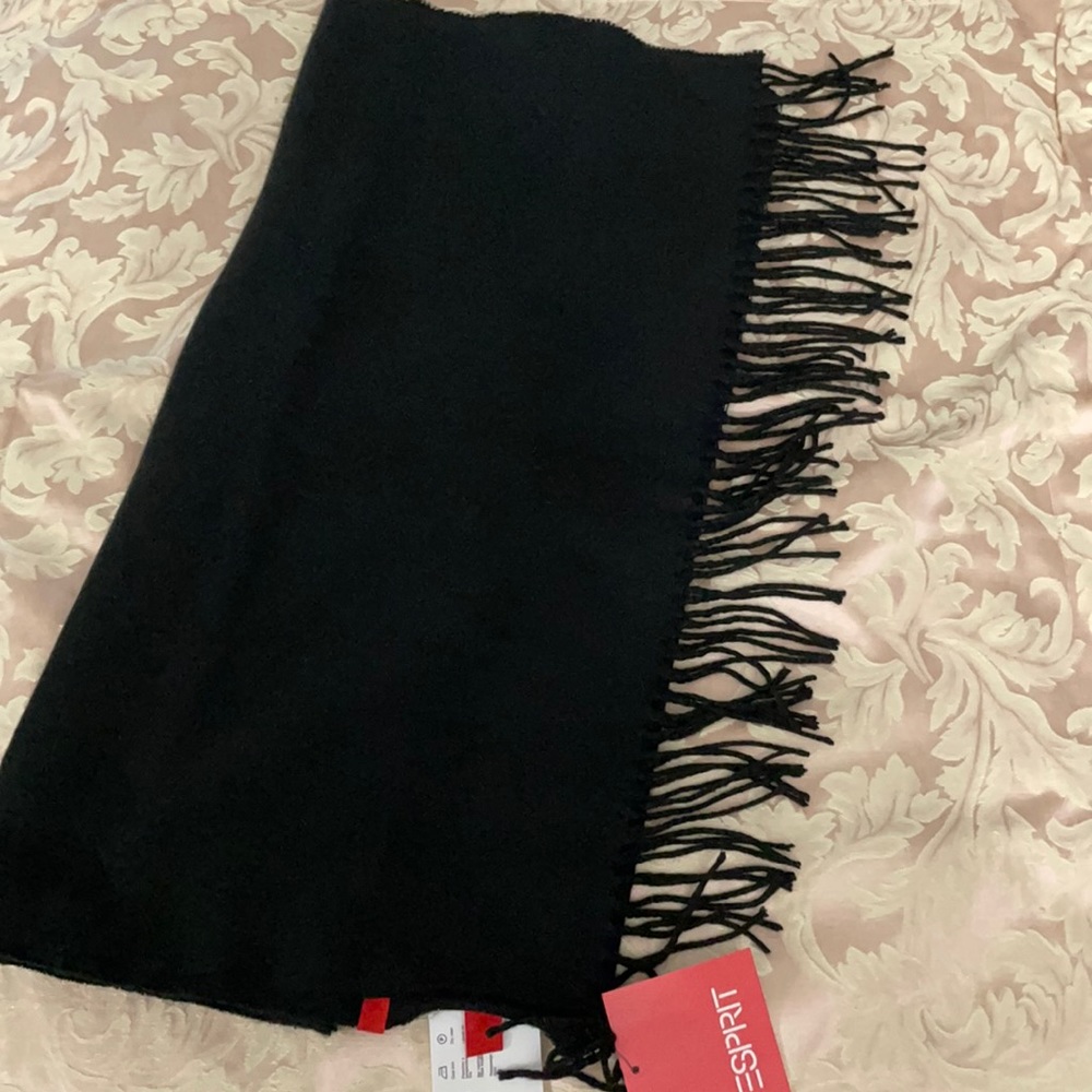Long scarf